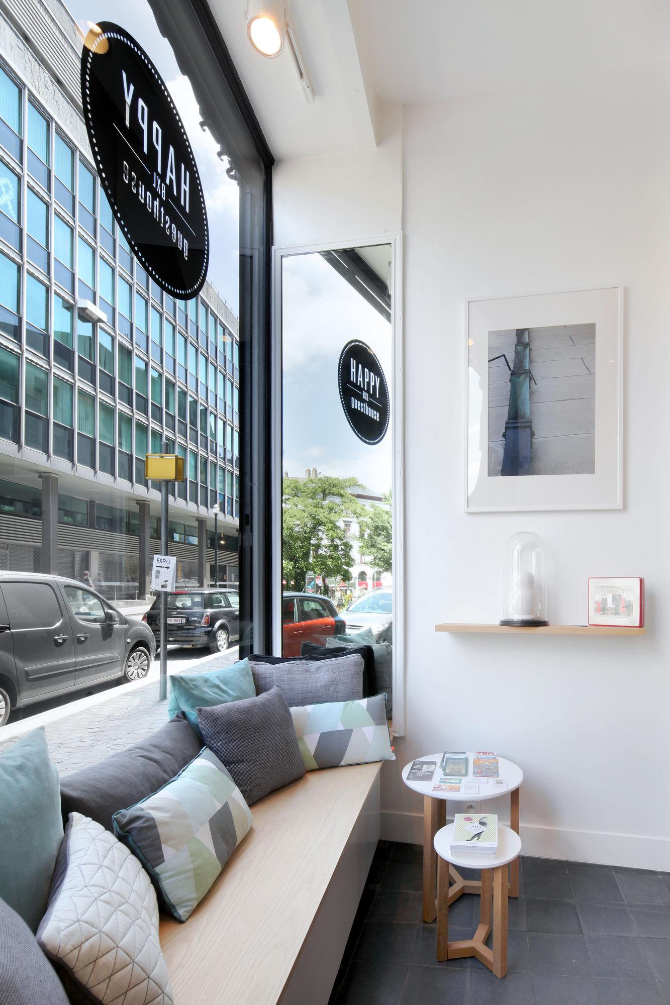 Happy Guesthouse - Grand Place Bruselas Exterior foto